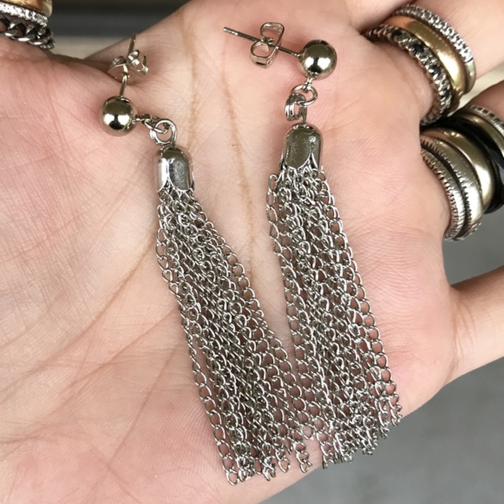 π΄SALE ! Silver dangly tassel chain nickel free - Picture 4 of 8